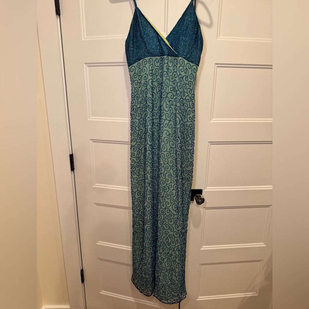 Elegant Blue and Green beaded formal Maxi Dress